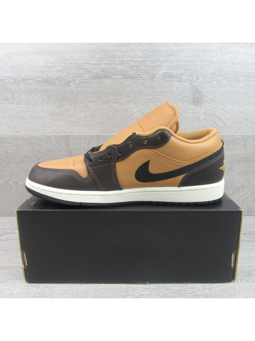 Air Jordan 1 Low SE Sneakers Mens Size 10.5 Flax Baroque Brown NEW - Picture 3 of 14